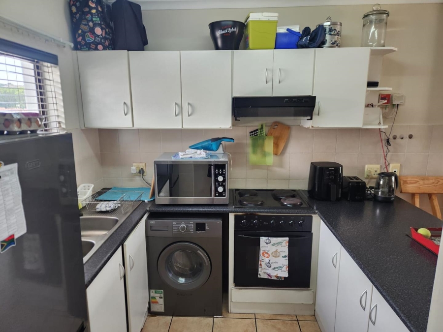 2 Bedroom Property for Sale in Brackenfell Central Western Cape